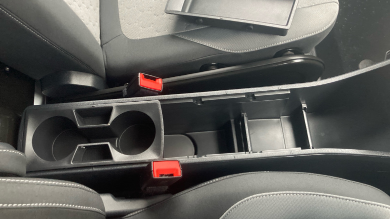 Ford Transit Courier E-Transit Courier 100kW 43kWh Limited Van Auto